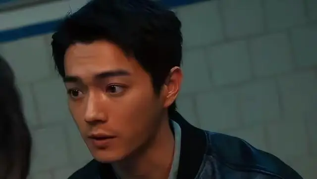 许凯张凌赫等流量明星演技争议持续发酵，行业数据揭示片酬与口碑倒挂 细节速览